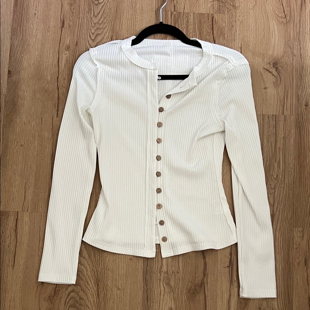 White Button-Up Ribbed Women's Top